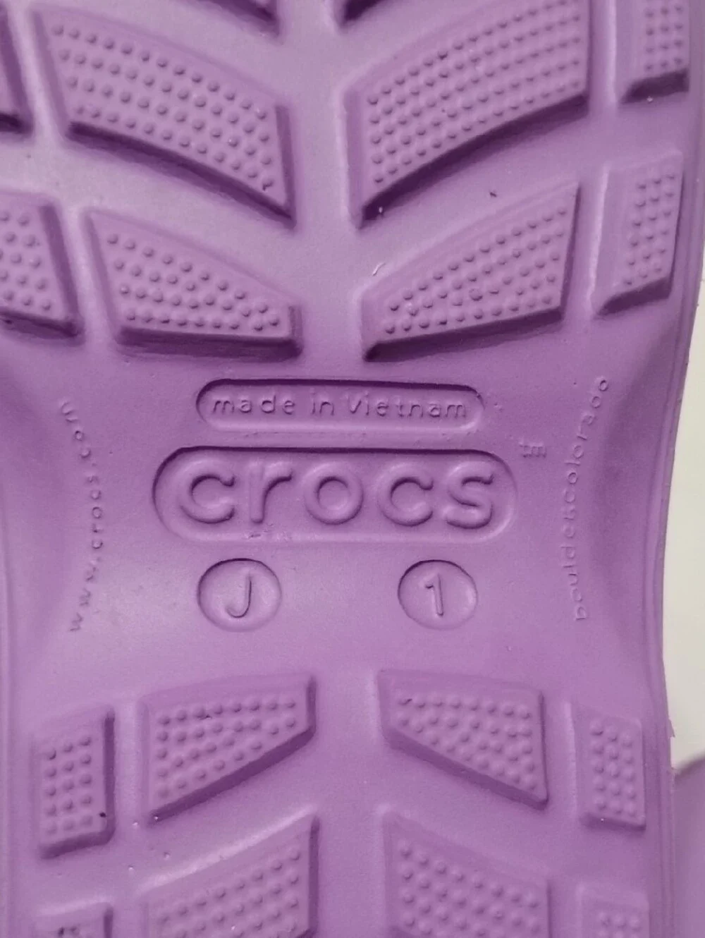 CROCS 